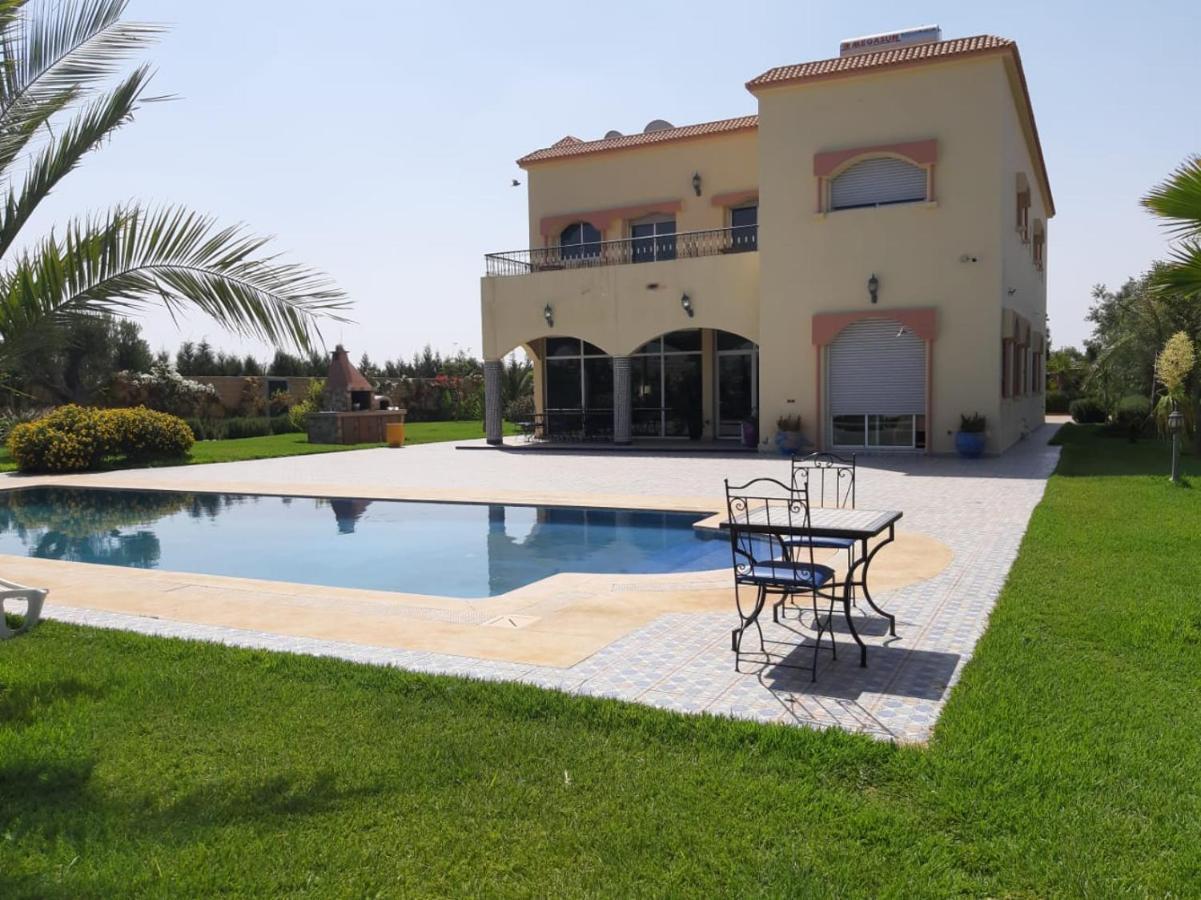 Riad Tanjil Nouaceur Buitenkant foto